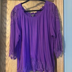 Purple stretch blouse with lace